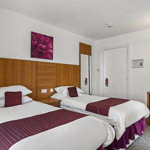 Zimmer mit zwei Einzelbetten